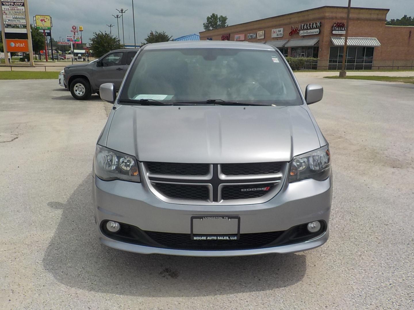 2019 Gray Dodge Grand Caravan (2C4RDGEG9KR) with an V6 engine, Automatic transmission, located at 1617 W Church Street, Livingston, TX, 77351, (936) 327-3600, 30.710995, -94.951157 - A family vehicle priced where a family can afford it!! You won't be dissapointed!! - Photo#2